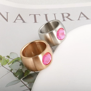 Bagues en acier titane or et argent avec insert de pierre rose pour femmes