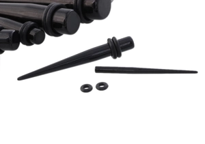 18-piece black acrylic taper kit with O-rings for punk-style professional ear stretching