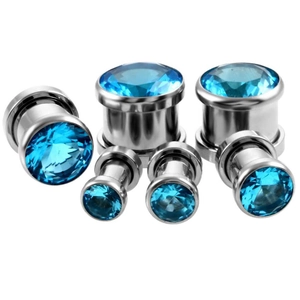 Ohr-Plugs aus Edelstahl mit blauen Zirkonia-Einlagen in verschiedenen Größen