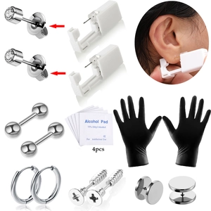 Kit de perçage d'oreilles avec clous en acier inoxydable et tampons d'alcool
