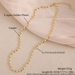 Detail van 3-laags vergulde koperen ovale kralenketting met afmetingen
