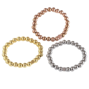 Anillos de cuentas minimalistas en oro, plata y oro rosa con detalles cuadrados modernos