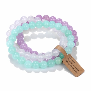 Drielagige kralenarmbandset van natuursteen met amethist en kristallen kralen