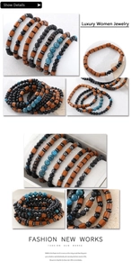 Détails rapprochés du set de bracelets vintage en bois et perles de pierre noire