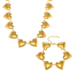Conjunto de joyas de acero inoxidable dorado con collar y pulsera en forma de corazón