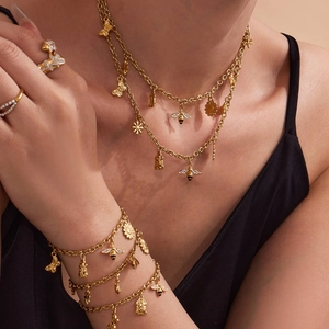 Roestvrij Staal Bij Zonnebloem Vlinder Hanger Ketting Armband Enkelband Collectie Goud Zilver Verguld Zirconia Voor Vrouwen