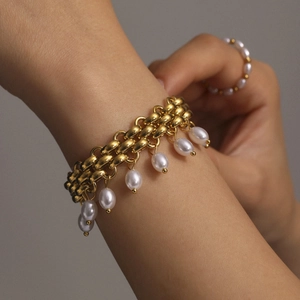 Bracelet multicouche doré vintage avec perles en forme de goutte et bague assortie