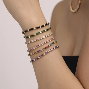Bracciali tennis con zirconi rettangolari colorati e placcatura in oro 18 carati fine