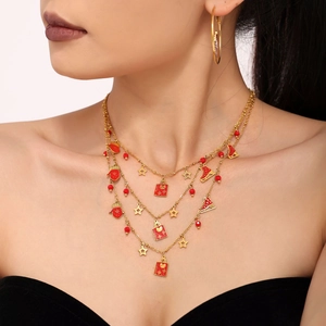 Collana a tre strati in acciaio placcato oro 18K con ciondoli natalizi smaltati