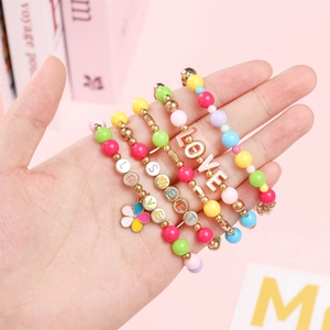Ensemble de bracelets en perles macaron avec lettres LOVE et SWEET et pendentif fleur