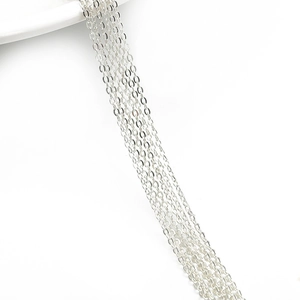 Nahaufnahme der Gliederkette aus 925er Sterlingsilber für DIY-Schmuckherstellung