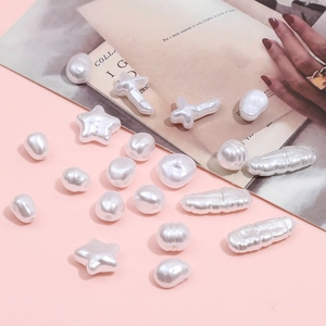 Mélange de perles en ABS blanc en forme d'étoile et de croix pour création de bijoux DIY