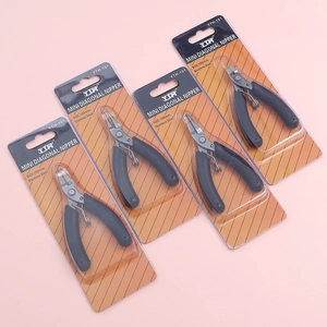 Pack of four YTH-101 mini diagonal nippers 100mm with black non-slip handles for DIY