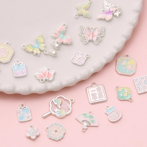 Kleurrijke legering hangers met vlinders en waaiers voor het maken van DIY-sieraden en mode