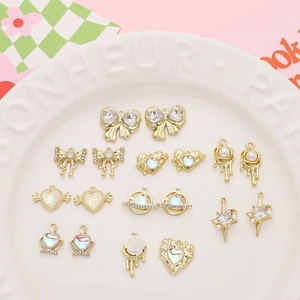 Y2K Ciondolo in Lega a Forma di Cuore Fiocco Pianeta Rosa per Creazione Gioielli DIY Strass Charme Accessori Donna Gioielli