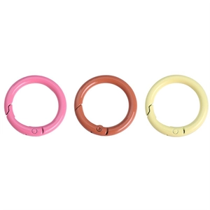 30mm colorful spring gate O-rings in pink, orange and cream for DIY keychains and bags