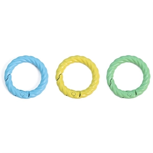 Lot de mousquetons anneaux torsadés en bleu, jaune et vert menthe pour accessoires