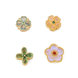 Vergulde bloembedels met opaal en maansteen voor DIY-sieraden en armbanden