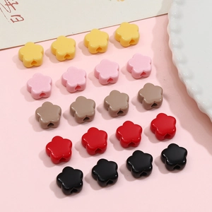 Perles de fleurs à cinq pétales en acrylique coloré pour la création de bijoux DIY