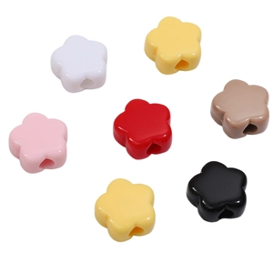 Perles de fleurs à cinq pétales en acrylique coloré pour fabrication de bijoux DIY