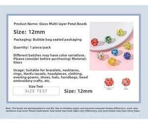 Makro-Detail von 12mm Glasblumenperlen für DIY-Schmuck und Haarschmuckzubehör