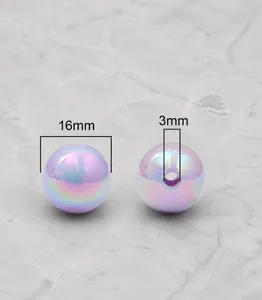 Dettaglio di perle acriliche iridescenti rosa viola 16mm con foro da 3mm per fai da te