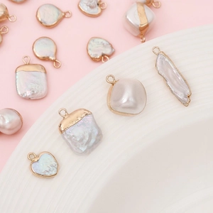 Pendentifs en perles baroques irrégulières avec bordure dorée pour bijoux DIY