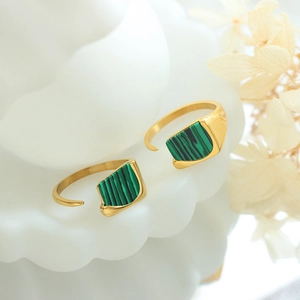 Adjustable gold titanium ring with green malachite texture inlay in vintage Thai style