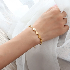 Fashionable Titanium Stainless Steel Smiley Face Link Bracelet For Women Gold Silver Plated Minimalist Smile Jewelry Adjustable Bracelet Gift