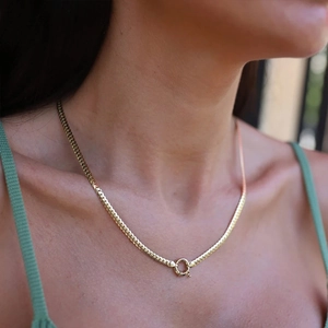 Collier chaîne NK plat plaqué or en acier inoxydable avec grand fermoir à ressort rond