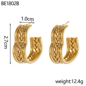 Detail showing dimensions of gold 18K plated C-shaped wheat pattern hoop earrings