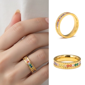 Bague en Acier Inoxydable Plaqué Or PVD avec Zirconia Arc-en-ciel pour Femme Bordure Perlée Milgrain Bijoux Pierres Colorées