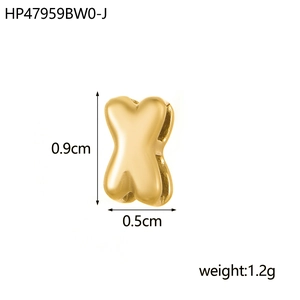 Détail du pendentif lettre X creux en acier inoxydable plaqué or 18K avec dimensions