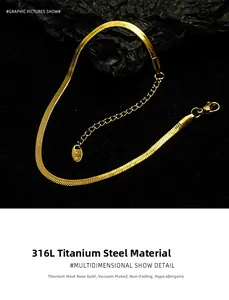 Detalle de la cadena de serpiente de acero inoxidable 316L chapada en oro rosa de 18K