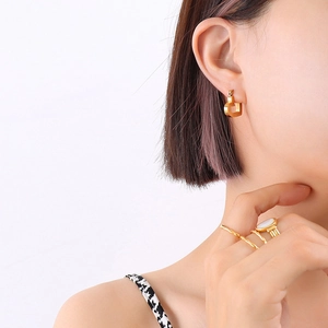 Heart Hoop Earrings For Women Stainless Steel 18K Gold Plated Geometric Hollow Small Huggie Jewelry Korean Style Minimalist Niche