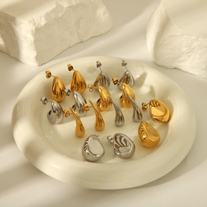 Minimalist Stainless Steel Teardrop Stud Earrings Women 18K Gold Plated Chunky Waterdrop Vintage Luxury Fashion Jewelry