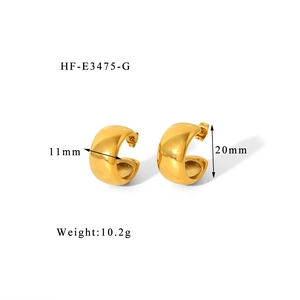 Detail showing 20mm chunky gold hoop earrings with dimensions and 10.2g weight specs