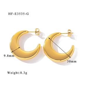 Détails des boucles d'oreilles créoles dorées polies en forme de croissant avec dimensions