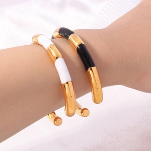 Moda Bracciale Rigido Aperto in Acciaio Inossidabile 304 Placcato Oro PVD 18K Design a Giunto di Bambù Smalto Goccia d'Olio Colore a Contrasto Gioielli Regalo Donna
