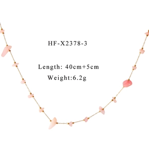 Détail du collier en pierres naturelles roses avec perles en or 18K, 40+5cm, 6.2g