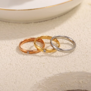 Anello in Acciaio al Titanio Con Strass Moda Semplice Nicchia Lusso Leggero Anello Liscio per Uomo Donna Gioielli Quotidiani
