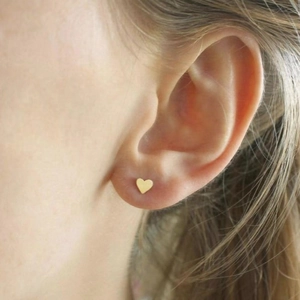Boucles d'oreilles cœur en or minimalistes en acier inoxydable 316 poli pour femme