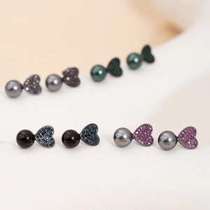 Boucles d'oreilles perles cœur élégantes avec cristaux micro-pavés en plusieurs couleurs
