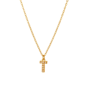 Macro della collana con ciondolo lettera T placcata oro 18K e micro zirconi brillanti
