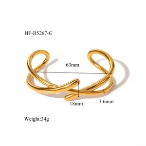Détails du bracelet croisé plaqué or 18K avec diamètre 63mm et spécifications de 34g