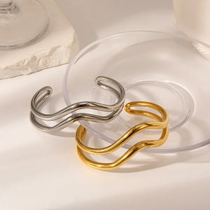 Bracelet jonc ouvert à double couche ondulée en or 18 carats et argent, poli brillant