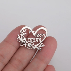 Hollow heart flower BEST MOM pendant in 18K gold plated steel for Mother's Day gifts