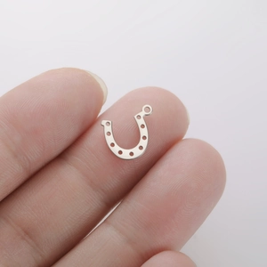 Polished silver horseshoe charm pendant for DIY jewelry bracelets and necklaces