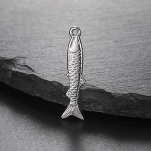 Detailed silver tropical fish pendant in stainless steel for handmade DIY jewelry