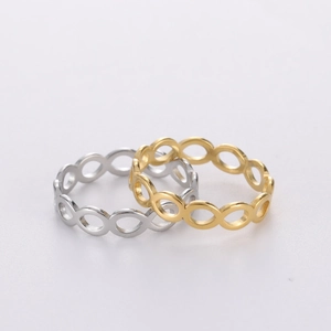 Anelli infinity intrecciati in acciaio al titanio lucido color oro e argento